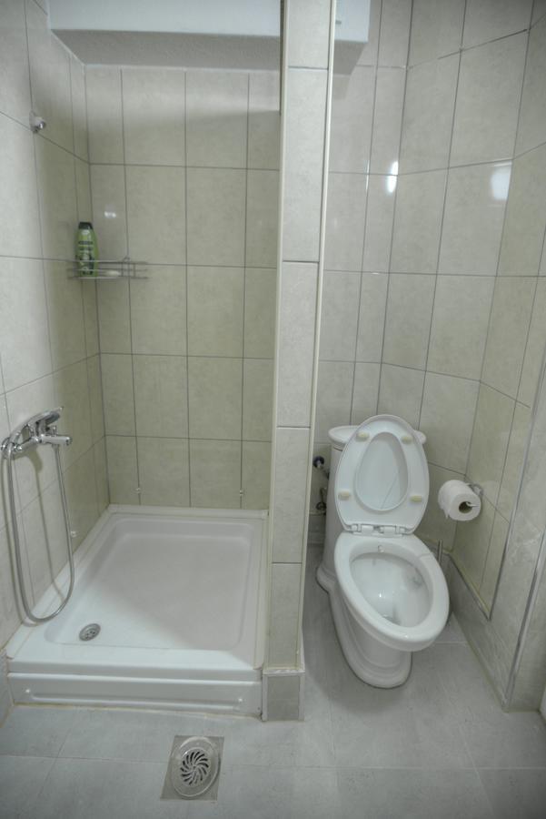 Guest House Prishtine 外观 照片